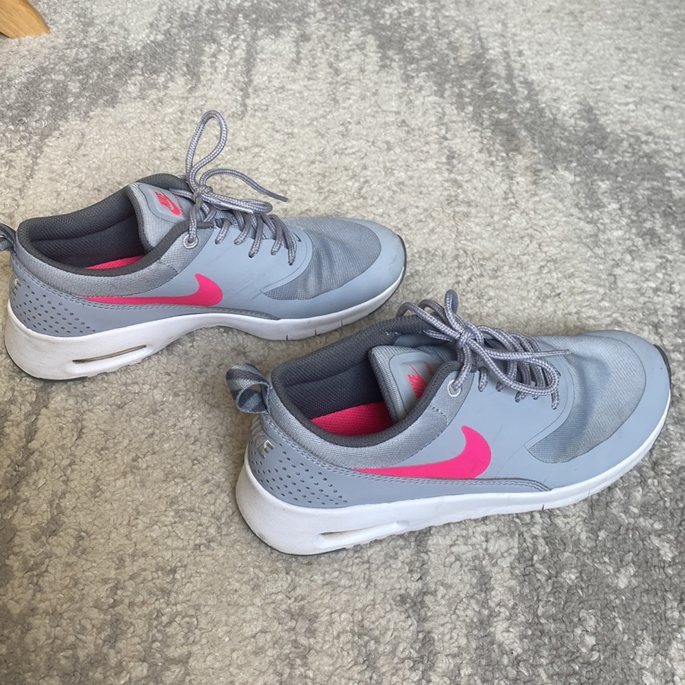 Nike air max thea womens 6.5/youth 5